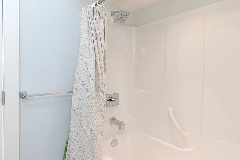 Saanich House for rent - 3 Bedrooms — photo 35