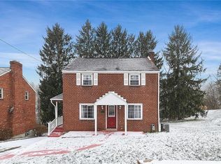 1201 McElheny Rd, South Park, PA 15129