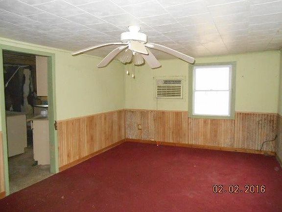 5th image of 2782 N Adams St