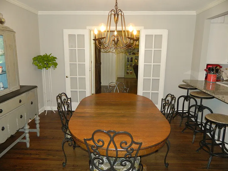 744 McClure Dr — Photo 15