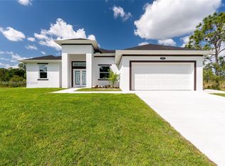1401 5th Ave, Lehigh Acres, FL 33972