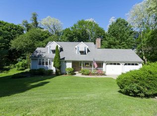 3 Maple Ln, Middletown, NJ 07748