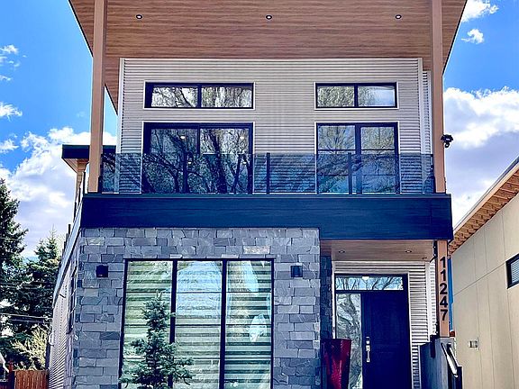 2nd image of 11247 71st Ave NW