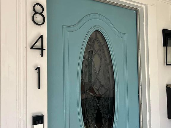 4th image of 841 E Cortland Ave
