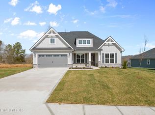 266 Trillium Trl, Lenoir City, TN 37771
