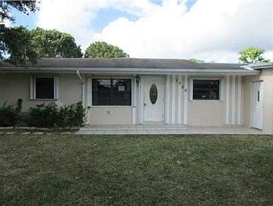 1st image of 1700 NW 12th Ave