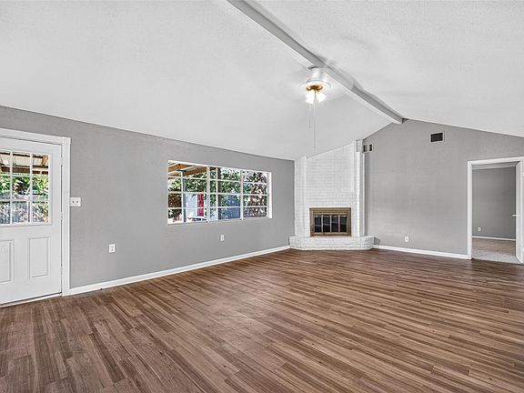 4th image of 15911 Dunman Ln