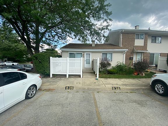 3rd image of 840 White Oak Ln #840