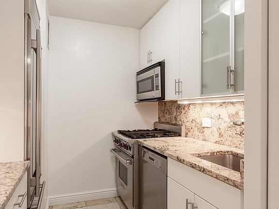 3rd image of 201 E 87th St APT 16F