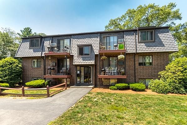 1st image of 42 Main St APT 6