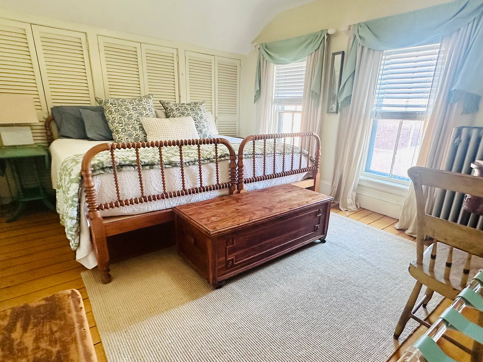 1 bed, 1.5 bath, 1200 sqft, $2,000 — Photo 2