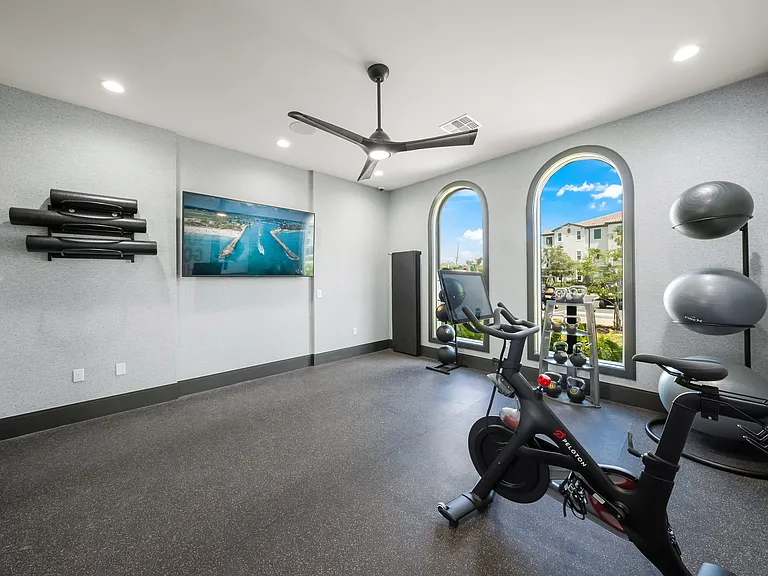 Revello Apartments — Photo 81