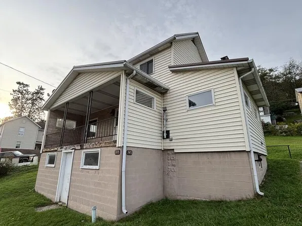 745 Wood Ct, South Fork, PA 15956