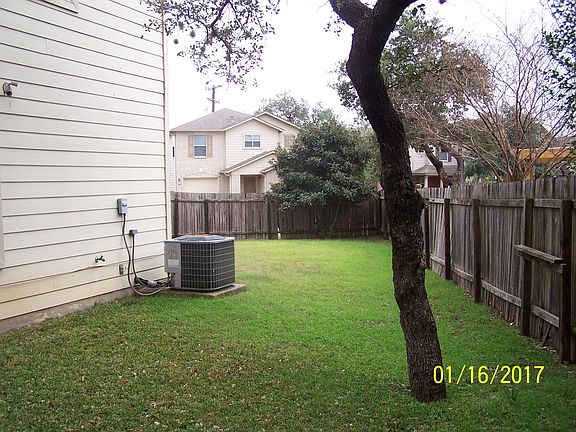 3rd image of 303 Allendale Oak