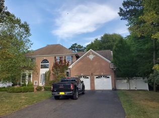 500 Spotswood Gravel Hill Rd, Monroe Township, NJ