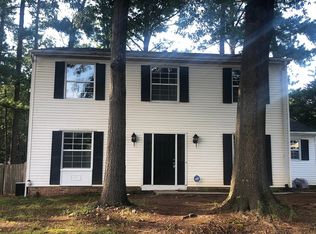 8609 Bucksport Ln, Raleigh, NC 27613