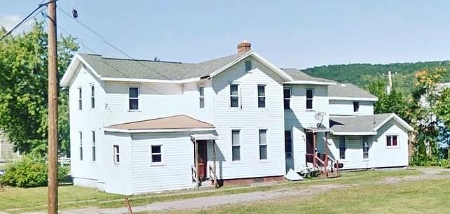 1st image of 1130 Hall St