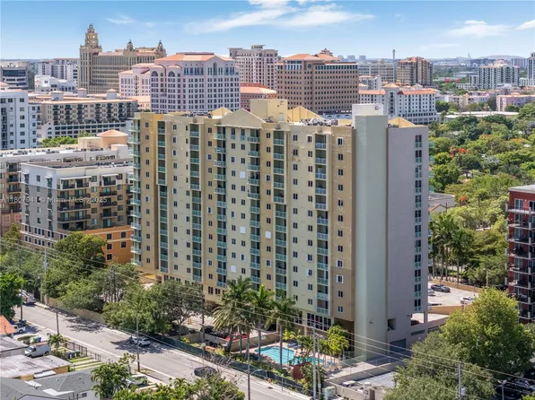 3500 Coral Way APT 604, Miami, FL 33145