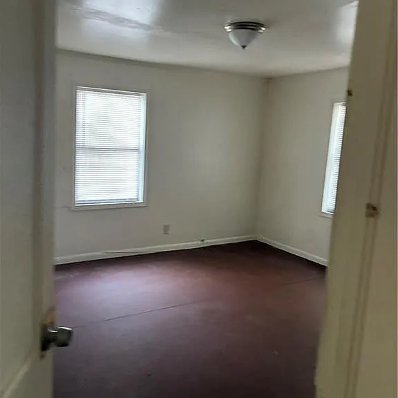 266 Burton Ave — Photo 7
