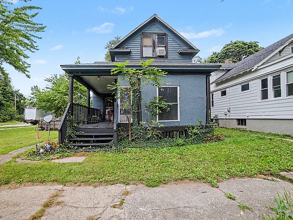 2nd image of 676 Catherine Ave
