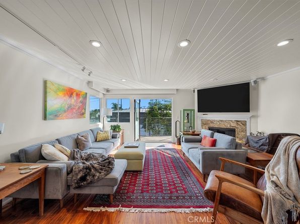 760 Manhattan Beach Blvd #B