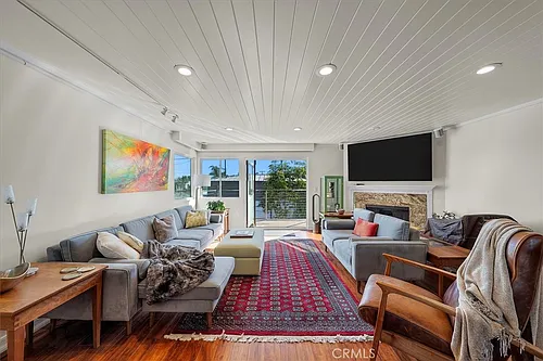 760 Manhattan Beach Blvd #B Photo 1