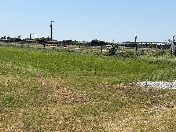3rd image of 1520 State Highway 3