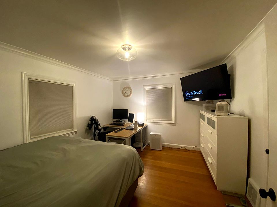 1st image of 8 Solano St