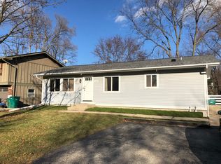 1120 Northshore Dr, Wauconda, IL