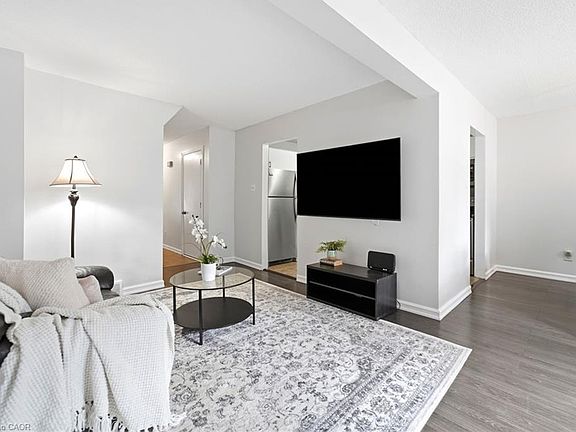 4th image of 2200 Glenwood School Dr #35
