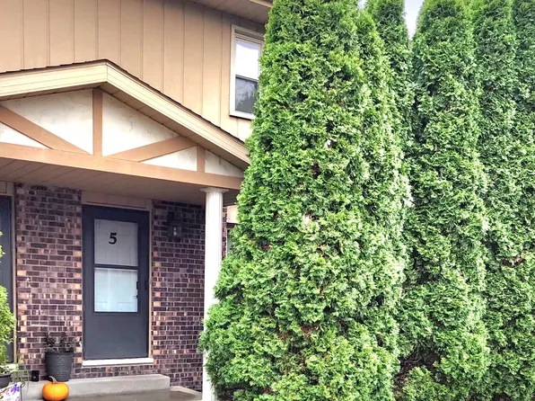 17-18 Maxwell St, Hebron, IN