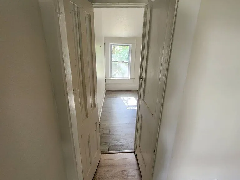 2186 E 89th St — Photo 17