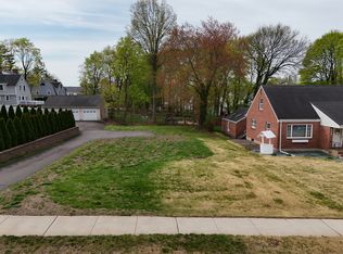 418 Hart St, New Britain, CT 06052