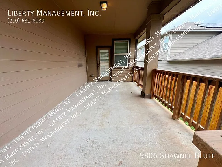 9806 Shawnee Blf — Photo 40