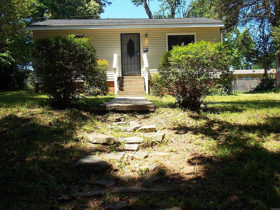 1st image of 51 Hill Ln