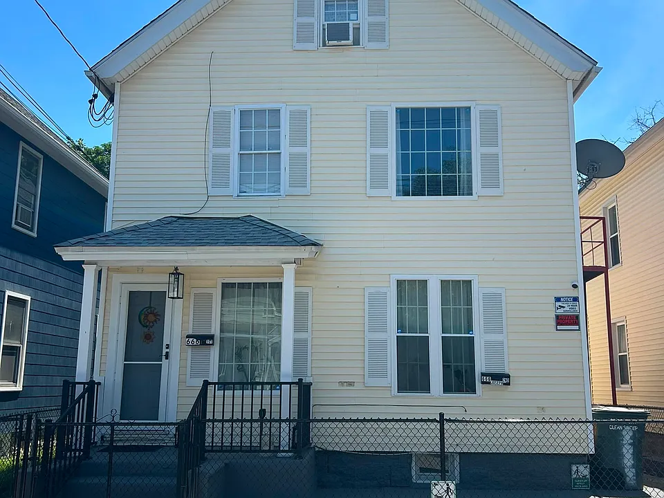 666 Ogden St #3