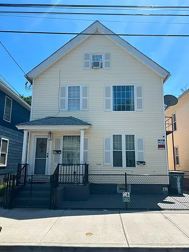 666 Ogden St #3 Photo 1