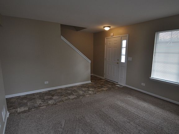 4th image of 318 E Camden Ln