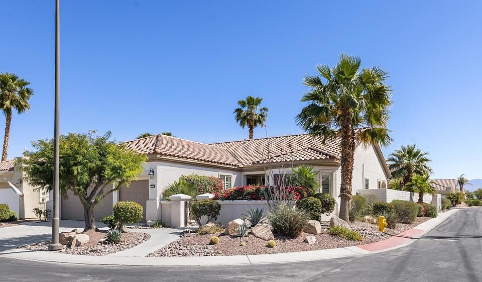 1st image of 80507 Avenida Santa Carmen