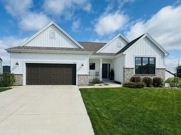 534 Foxfield ROAD, Oregon, WI 53575