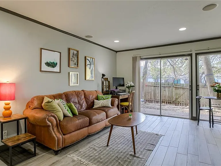 620 S 1st St #107 — Photo 4