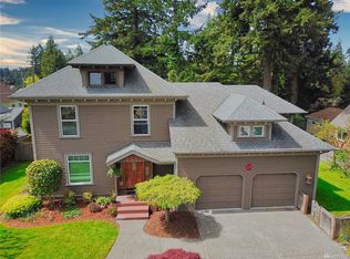 230 Summit Ave, Fircrest, WA 98466