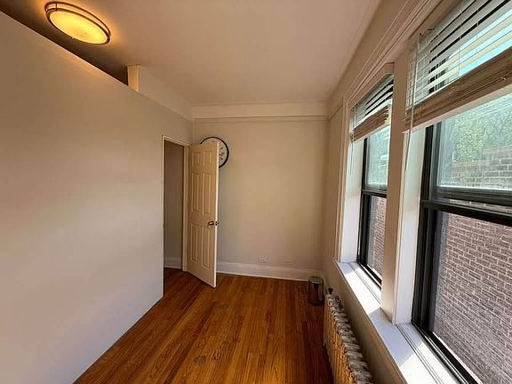 5th image of 158 Bristol St #2F