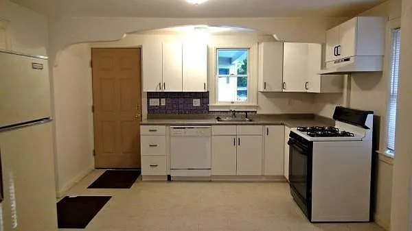 2 bed, 900 sqft, $2,650 — Photo 4