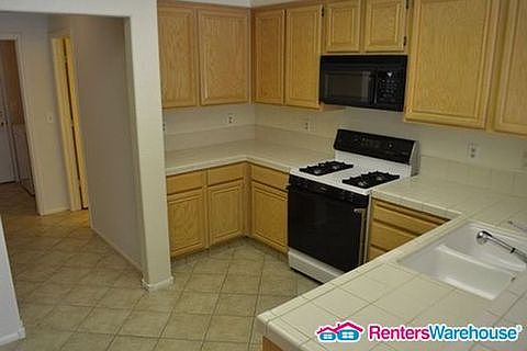 2nd image of 7638 Sudan Ct