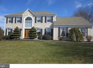 3 Marian Cir, Chalfont, PA 18914