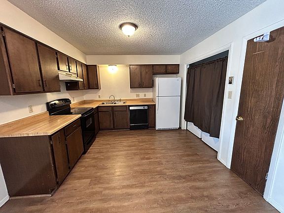 3rd image of 1210 Avenida Del Sol APT 512