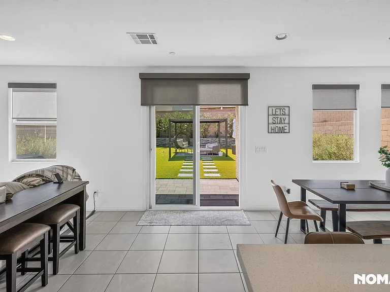 1074 Page Park Ln — Photo 8