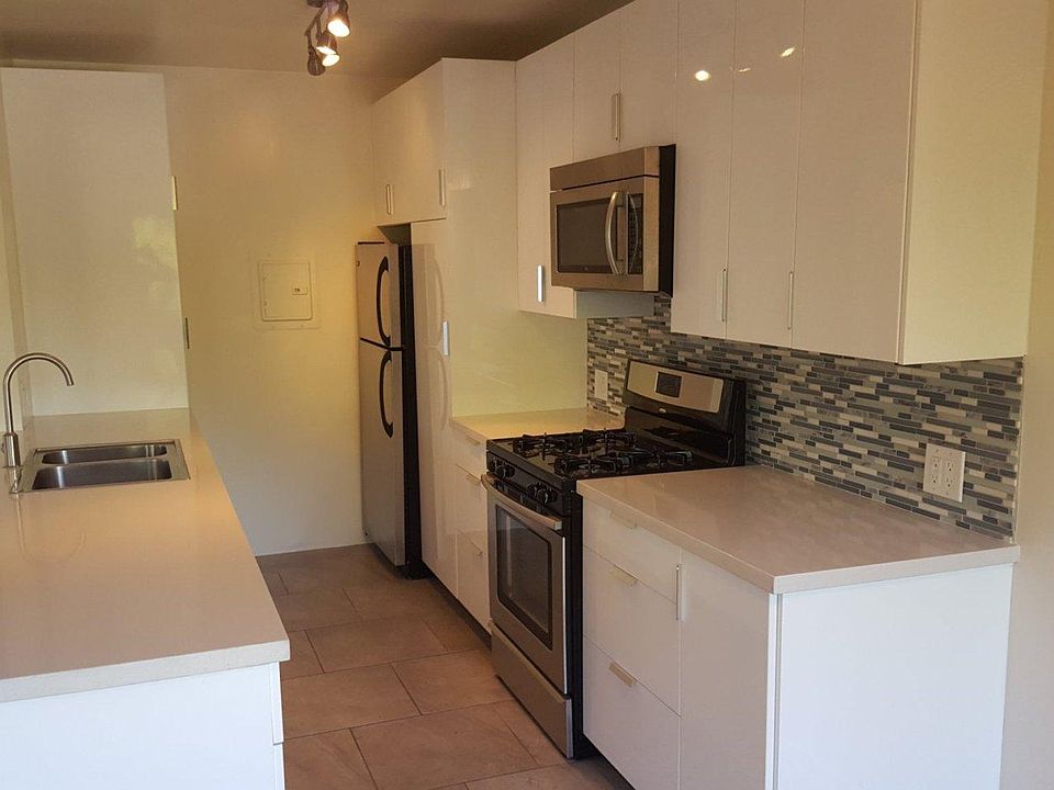 1st image of 734 Ashland Ave APT A