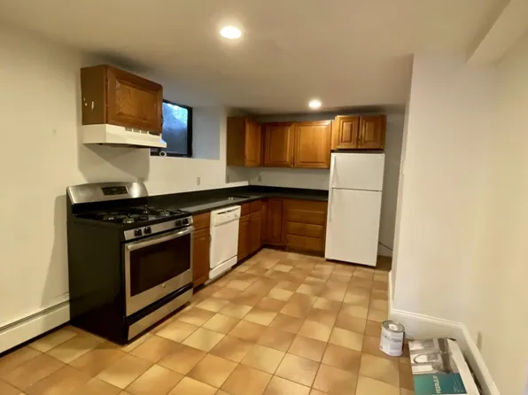 130 Chiswick Rd #B, Brighton, MA 02135